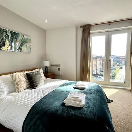 Beachfront Bliss With Spectacular Views Llanelli Exterior foto