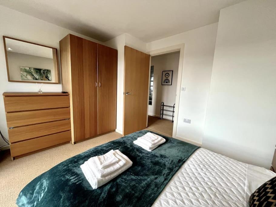 Beachfront Bliss With Spectacular Views Llanelli Exterior foto